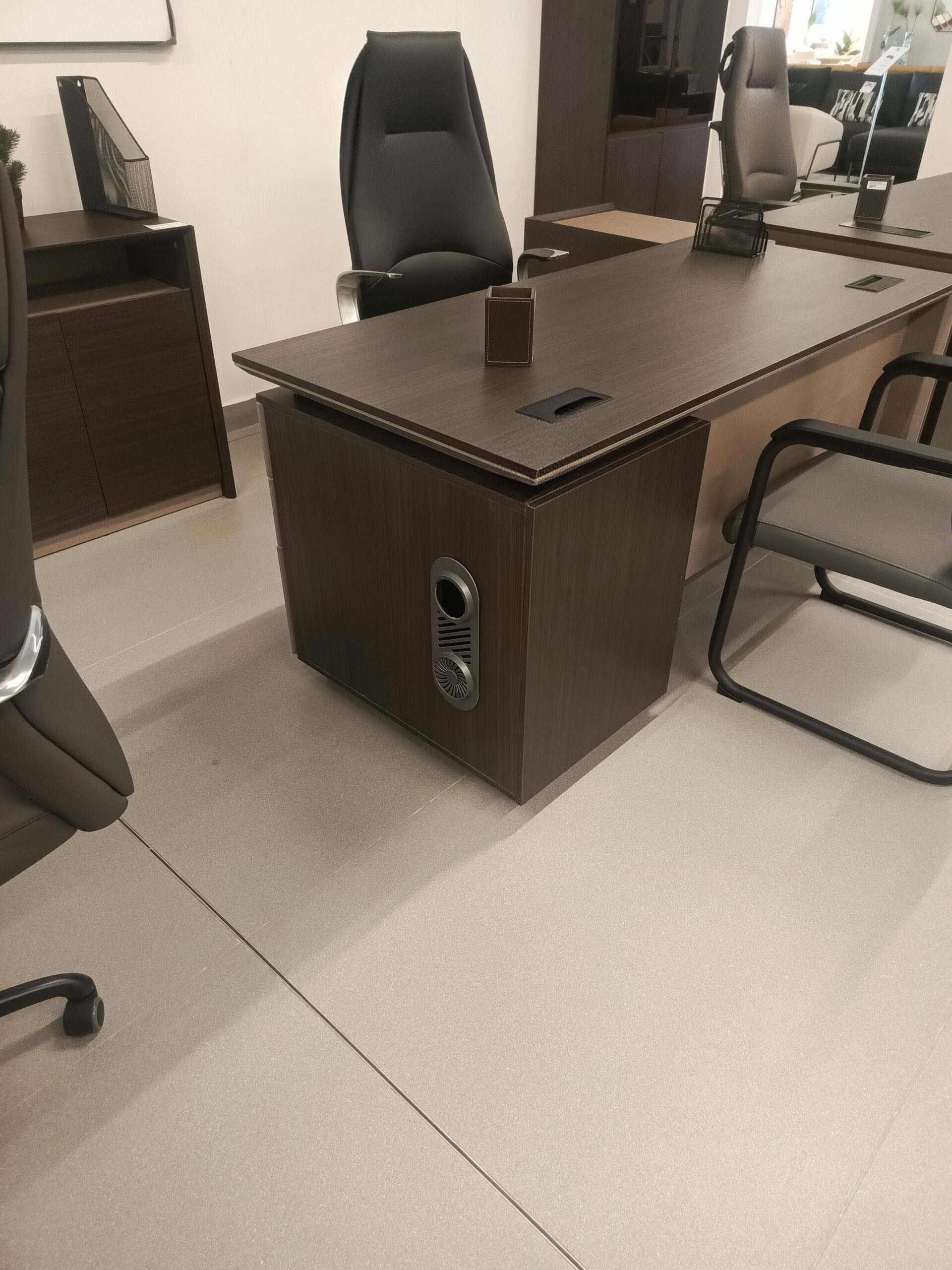 Haufcuts Office Desk